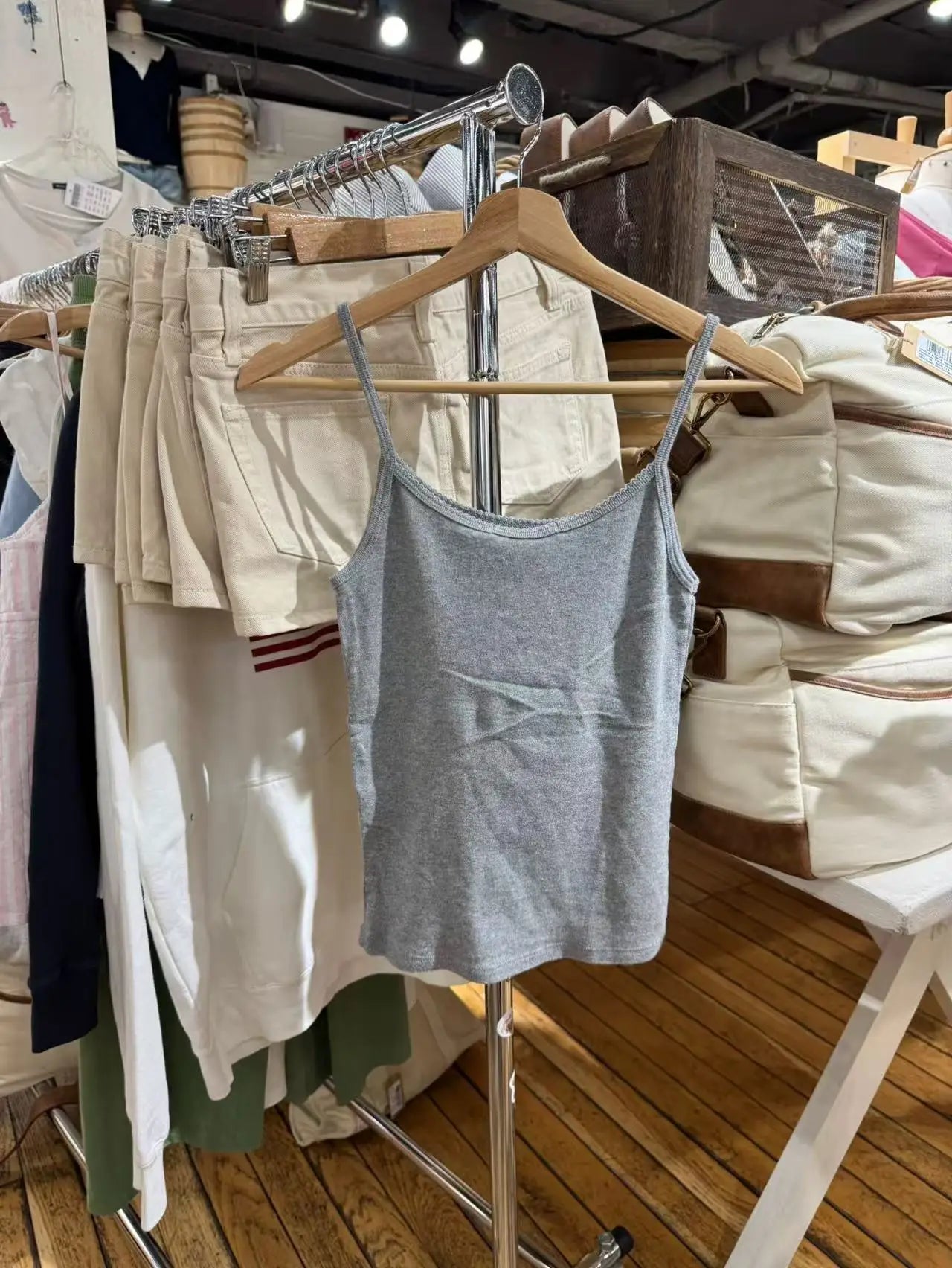 Heart Embroidery Tank Top for Women Summer Gray Cotton Lace Trim Sleeveless Camisole Cute Sweet Preppy Style Tops Y2K Tshirt