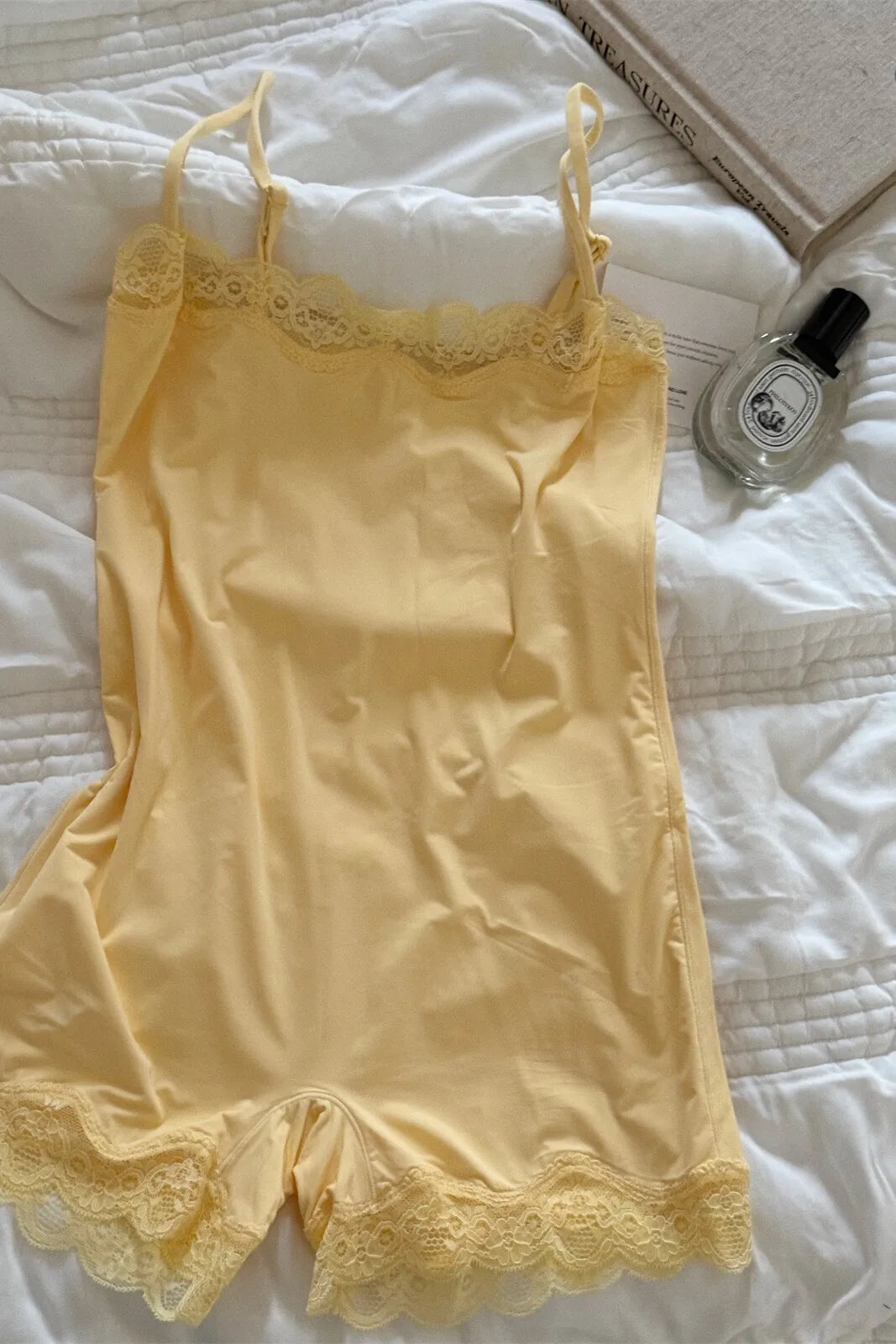 Pink Lace Trim Slim Playsuits Woman Chic High Elasticity Adjustable Strap Skinny Bodysuit Fashion Simple Smooth One-piece Tops