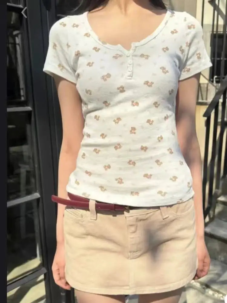 Little Bear Print Buttons T-shirts Women Casual O-neck Short Sleeve Cotton Tee Shirts Sweet Cute Preppy Style Tshirt Y2k Tops