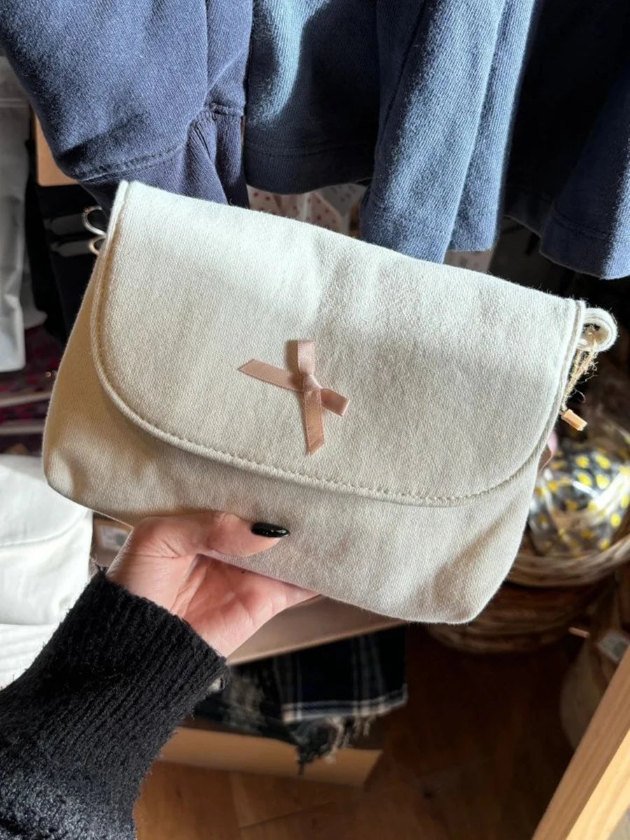 Sweet Little Bear Makeup Bag Women New Simple Zipper Student Pencil Bag Femme Casual Chic Cute High Quality Mini Bags Y2K