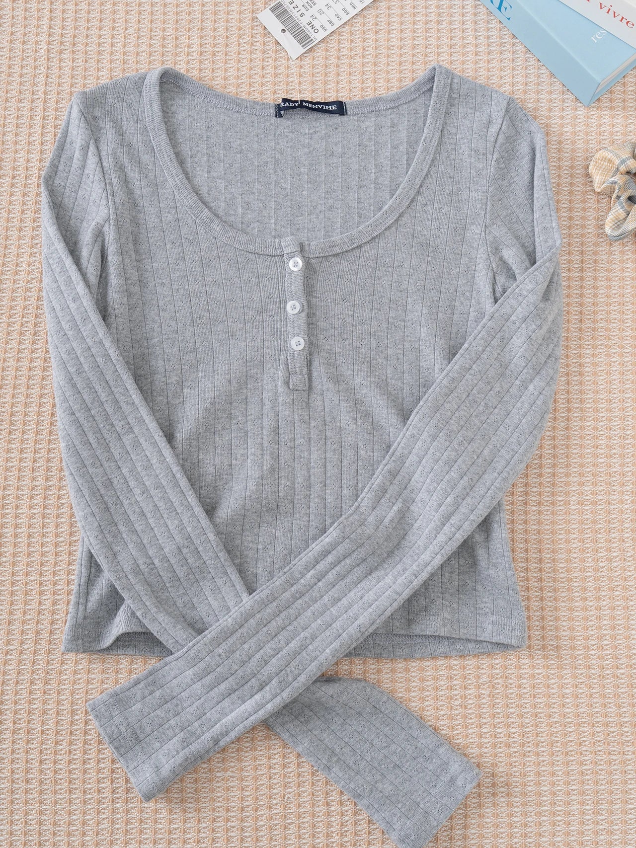 Navy Eyelet Long Sleeve T-Shirt Autumn Three Buttons O-Neck Simple Slim Tee Top for Women Sweet Cute Basic Tshirt Y2k Tops New