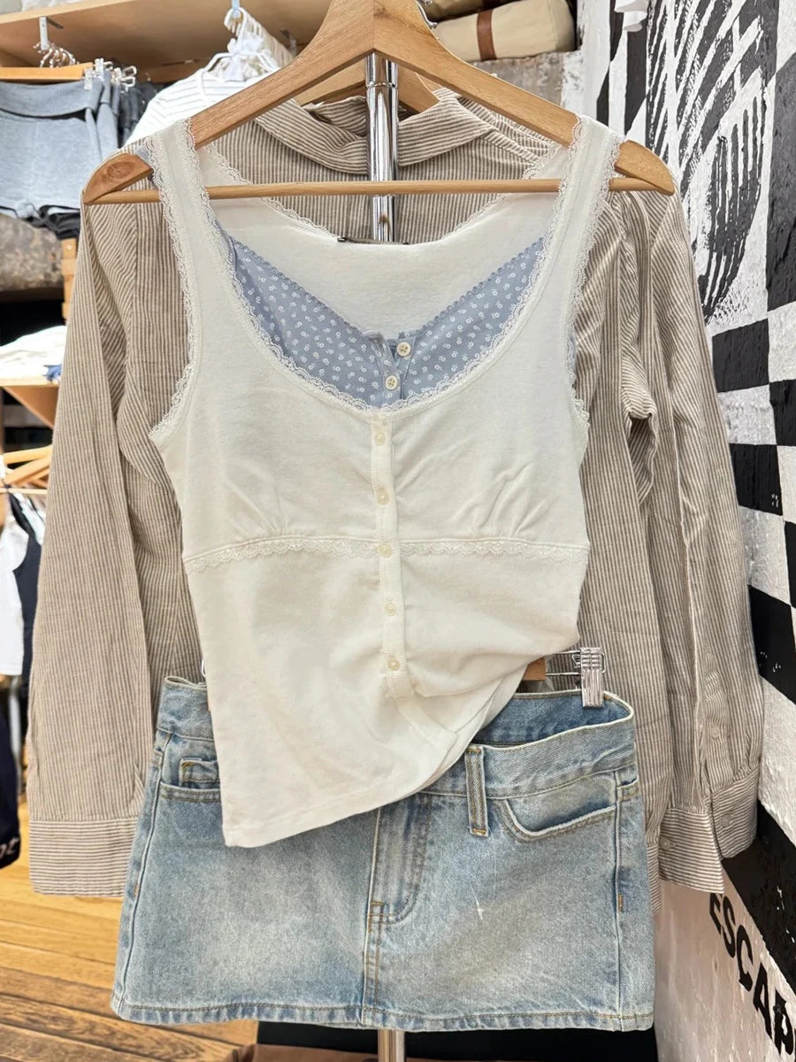 New White Lace Trim Slim Tank Tops Women Casual Cotton U-neck Buttons Sleeveless Cardigan Vests Sweet Preppy Style Cute Camisole