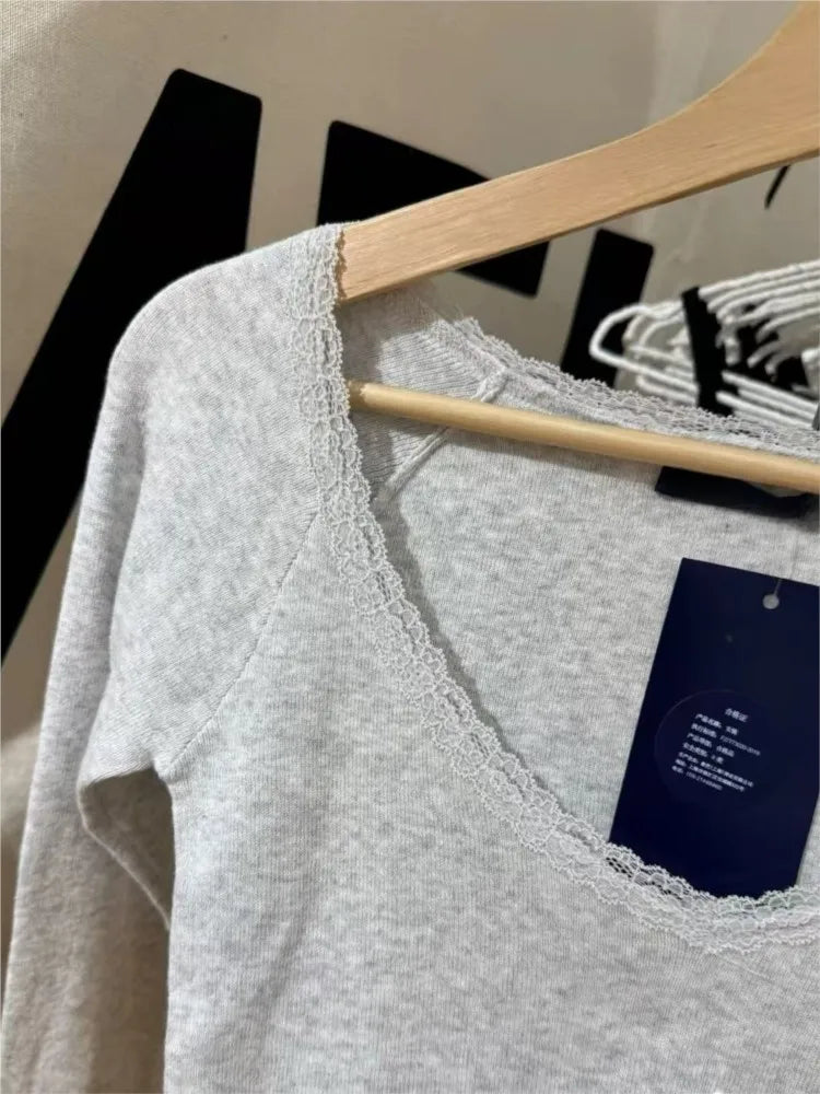 Sweet Lace Trim V-neck T-shirts Women Sexy Streetwear Light Grey Cotton Slim Long Sleeve Tees Female Casual Simple Basic Tshirt