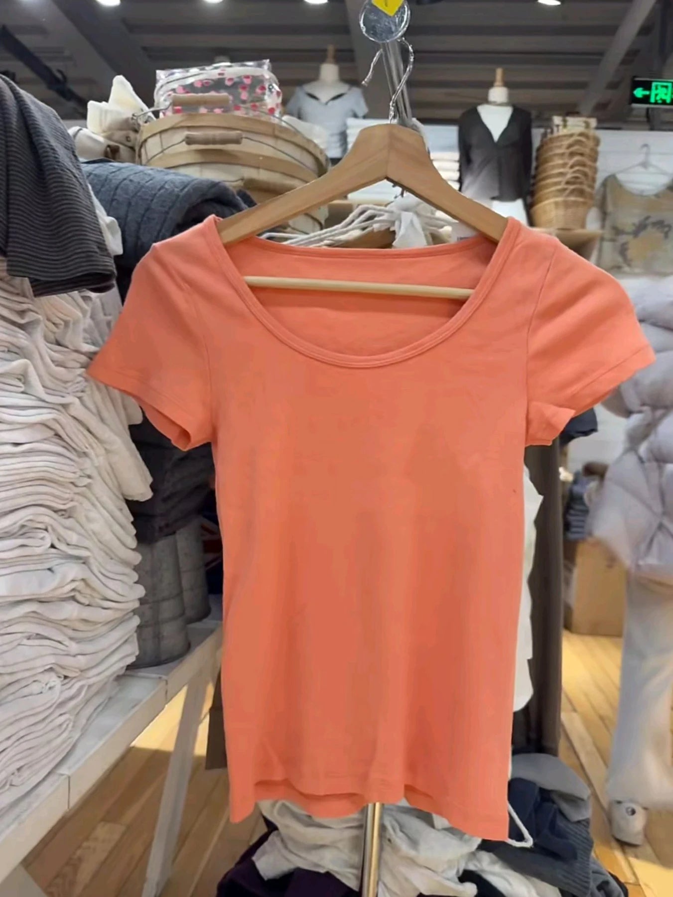 Orange Slim T-shirts Women Summer Casual Streetwear O-neck Short Sleeve Cotton Tee Tops Female Simple All-match Basic TshirtsY2K