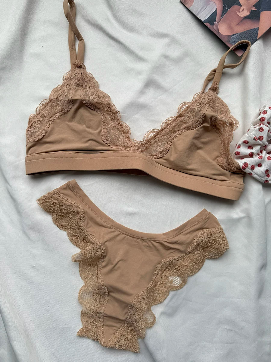 Pink Lace Bra Set Woman Adjusted-strap Seamless Bras+Low Waist Panties Female Casual Simple Solid High Elasticity Lingerie Sets