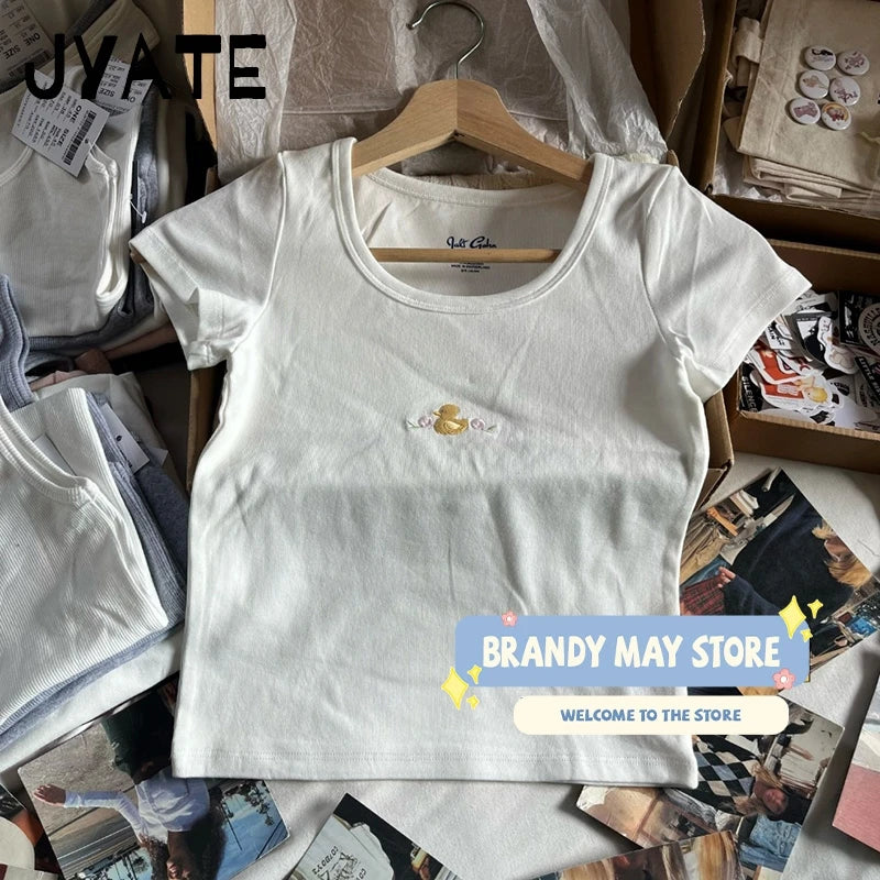 Cute Cartoon Yellow Little Duck Embroidery T-shirts Women White Cotton Casual Slim Short Sleeve Tees Sweet Y2K Vintage Crop Tops