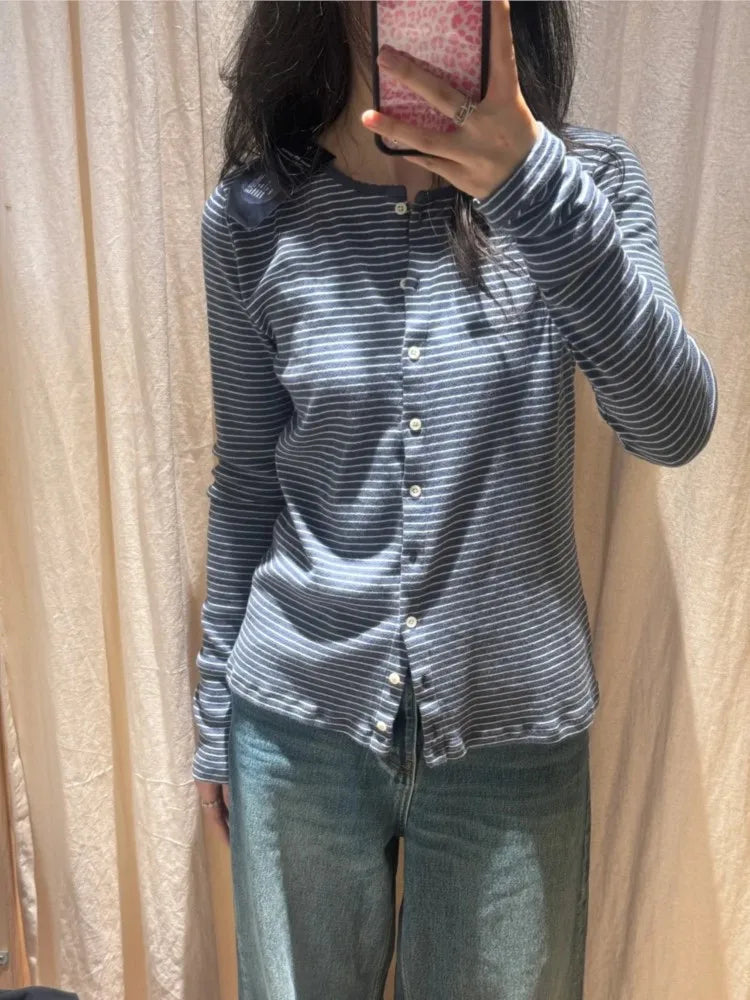 Eyelet Slim Single Breasted T-shirt Women Autumn Preppy Style O-neck Cotton Long Sleeve Tee Shirts Cute Vintage Sweet Tops Y2K