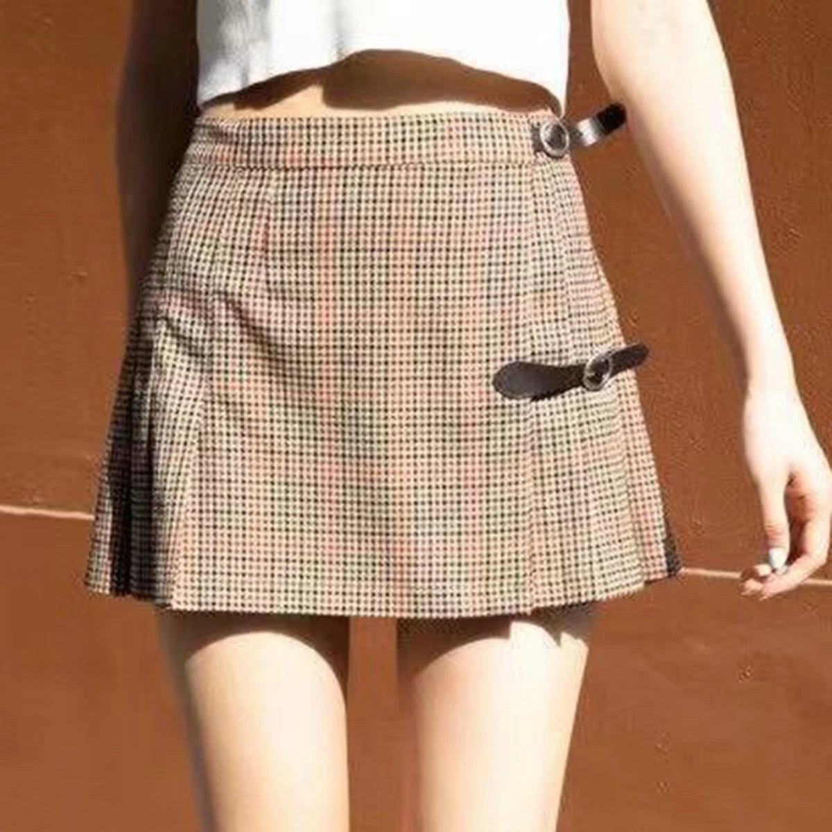 Fashion Solid Buckle Pleated Skirts Women Streetwear Aestjetic Chic Preppy Sexy Low Waist Mini Skirt Vintage Sweet Cute Faldas