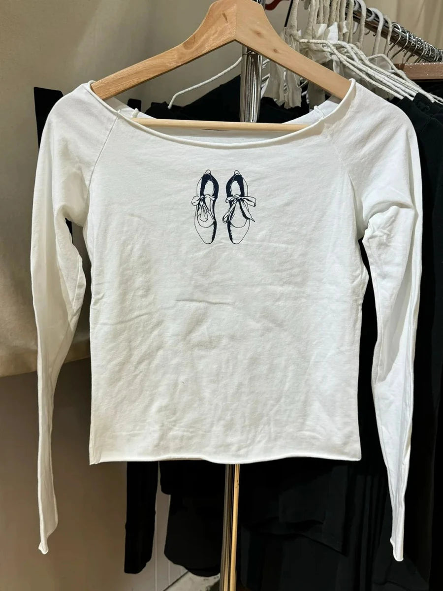 Cute Ballet Shoes Print Long Sleeve T-shirt Women Autumn Cotton Raw Hem Scoop Neck Slim Tee Top Sweet Preppy Style Crop Tops Y2K
