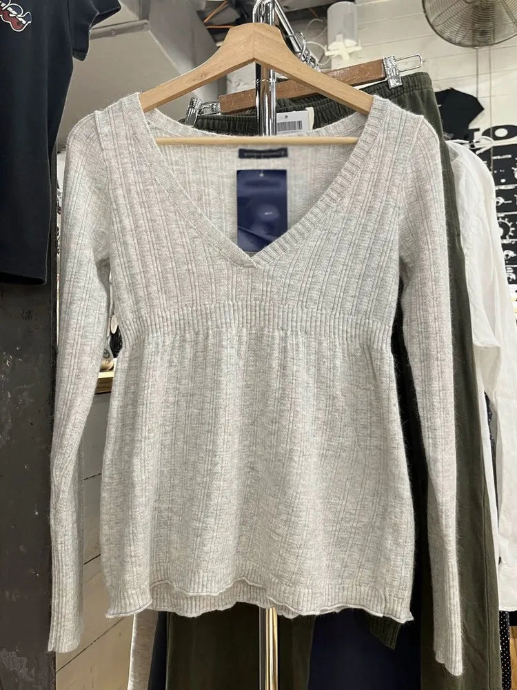 Gray V-neck Knitted Slim Long Sleeve Tees Women Autumn Fashion Cotton Soft T-shirt Sweet Cute Preppy Style T Shirt Y2K Top New