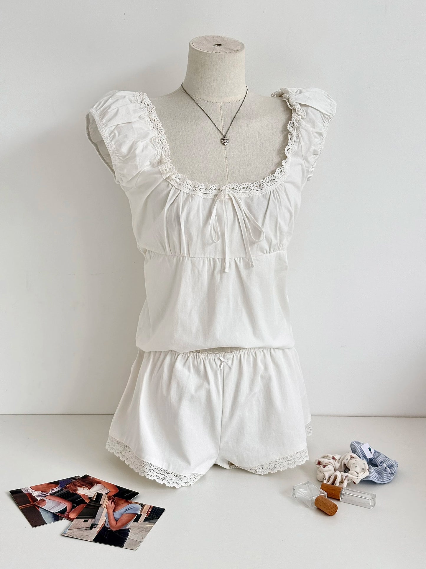 White Lace Trim T-Shirt Shorts Set Women Summer Lace-up Puff Sleeve Blouse+Elastic Waist Short Pants Sweet Simple 2 Piece Sets