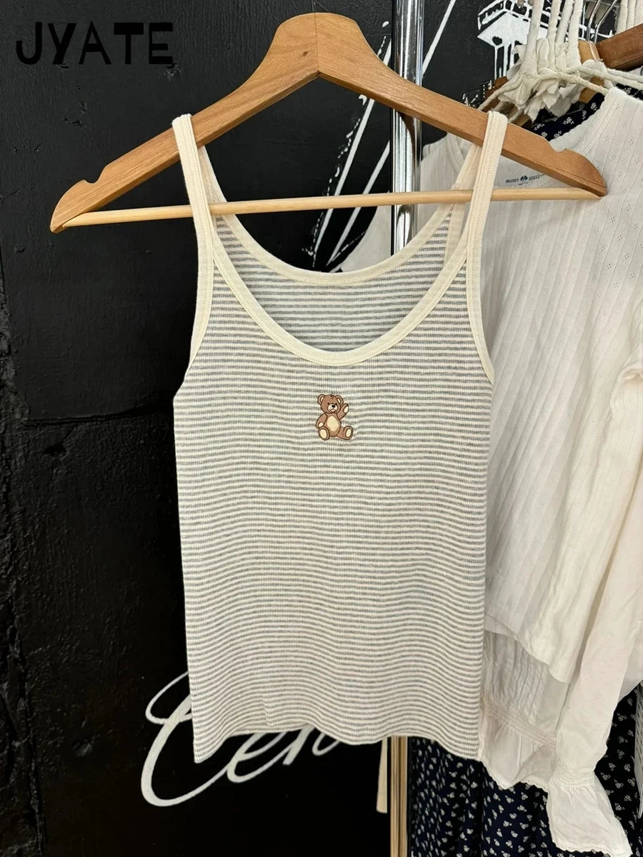 Little Bear Embroidery U-neck Tank Tops Women Summer Cotton Streetwear White Casual Cropped Vest Sweet Cute Vintage Camisole Y2K