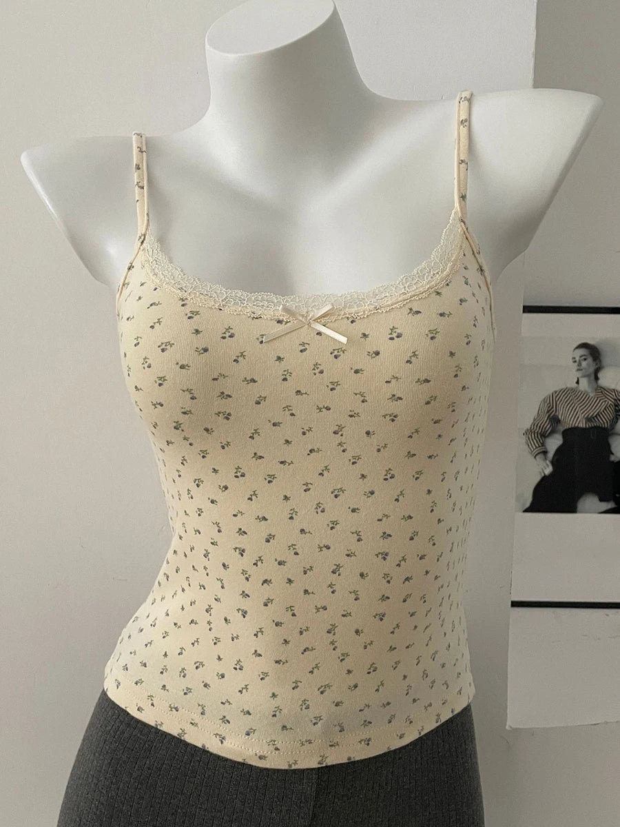 Lace Trim V-neck Slim Tank Tops Women Summer New Streetwear Cotton Casual Sleeveless Vests Sweet Cute Preppy Style Camisole Y2K