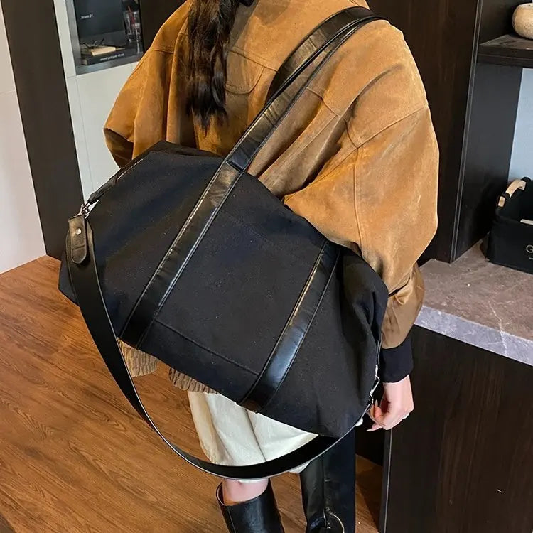 Simple, stylish, large-capacity women's tote bag, new autumn style, travel trendy shoulder/crossbody bag.