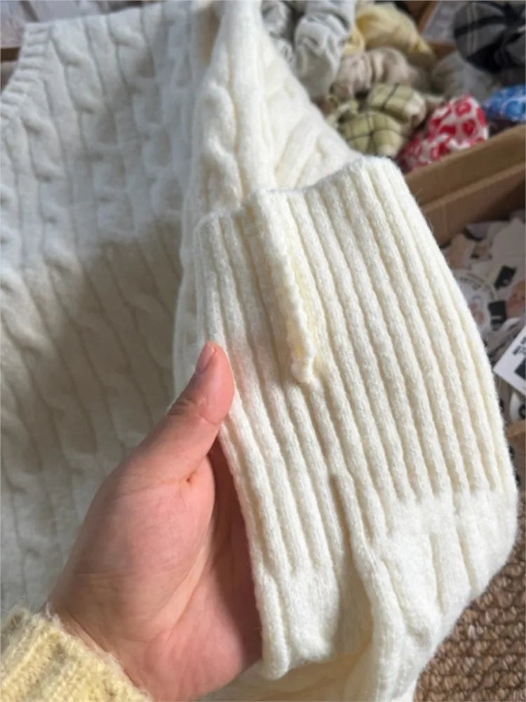 Beige Twisit O-neck Knitted Sweater Women Autumn New Casual Loose Long Sleeve Pullover Tops Simple Preppy Style Jumper Sweaters