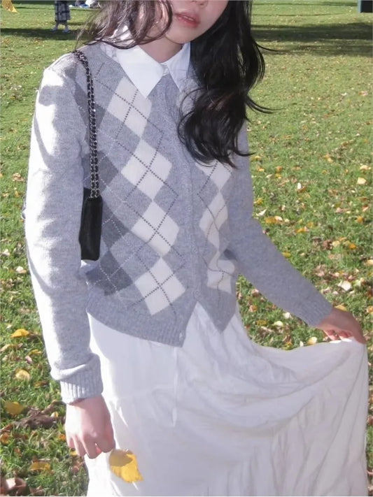 Diamond Jacquard Button Sweater Coat Women Autumn New Slim Cotton O-neck Casual Jumper Tops Sweet Chic Preppy Style Cardigan