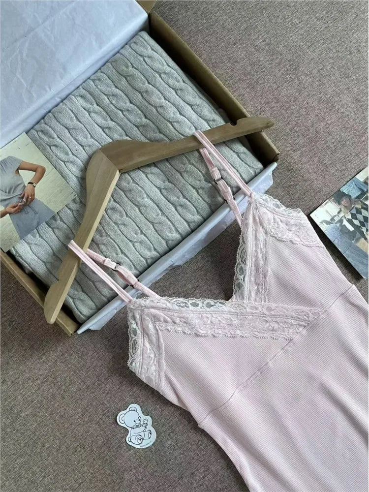 Pink V-neck Lace Trim Camisole Women Summer Casual Simple Basic Slim Cotton Sleeveless Veats Sweet Cute Preppy Style Tank Tops