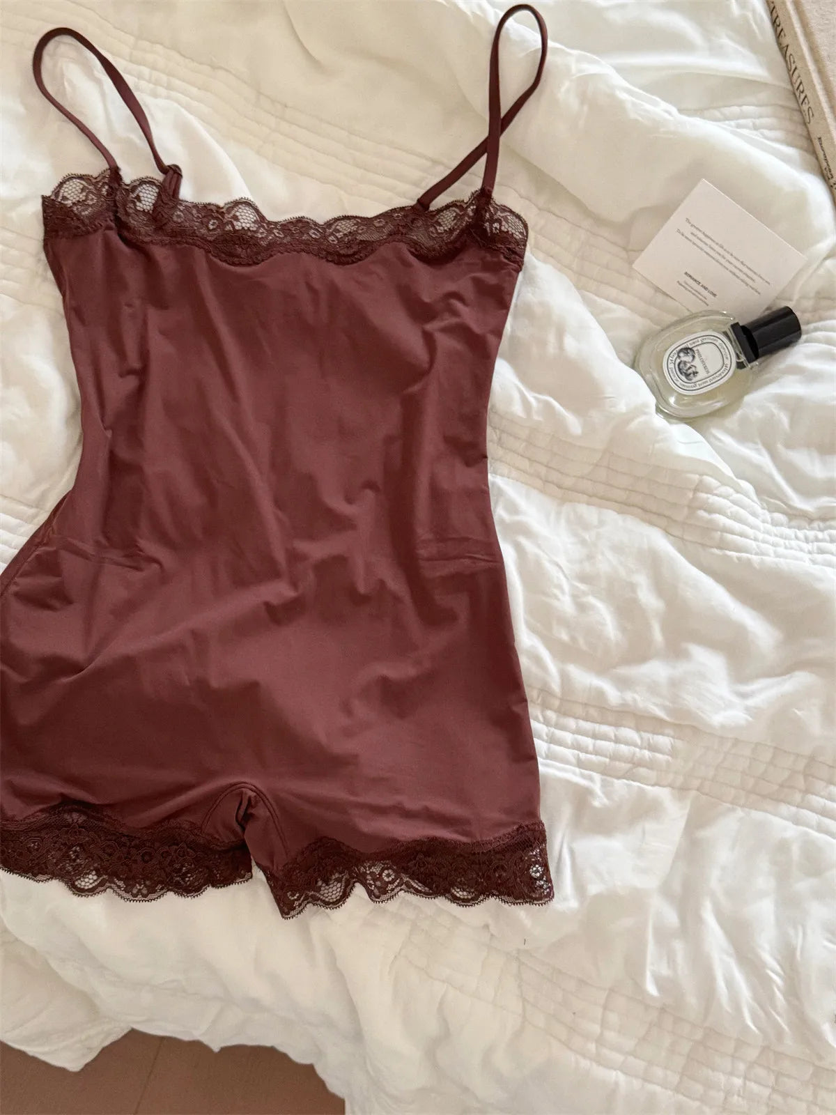 Pink Lace Trim Slim Playsuits Woman Chic High Elasticity Adjustable Strap Skinny Bodysuit Fashion Simple Smooth One-piece Tops