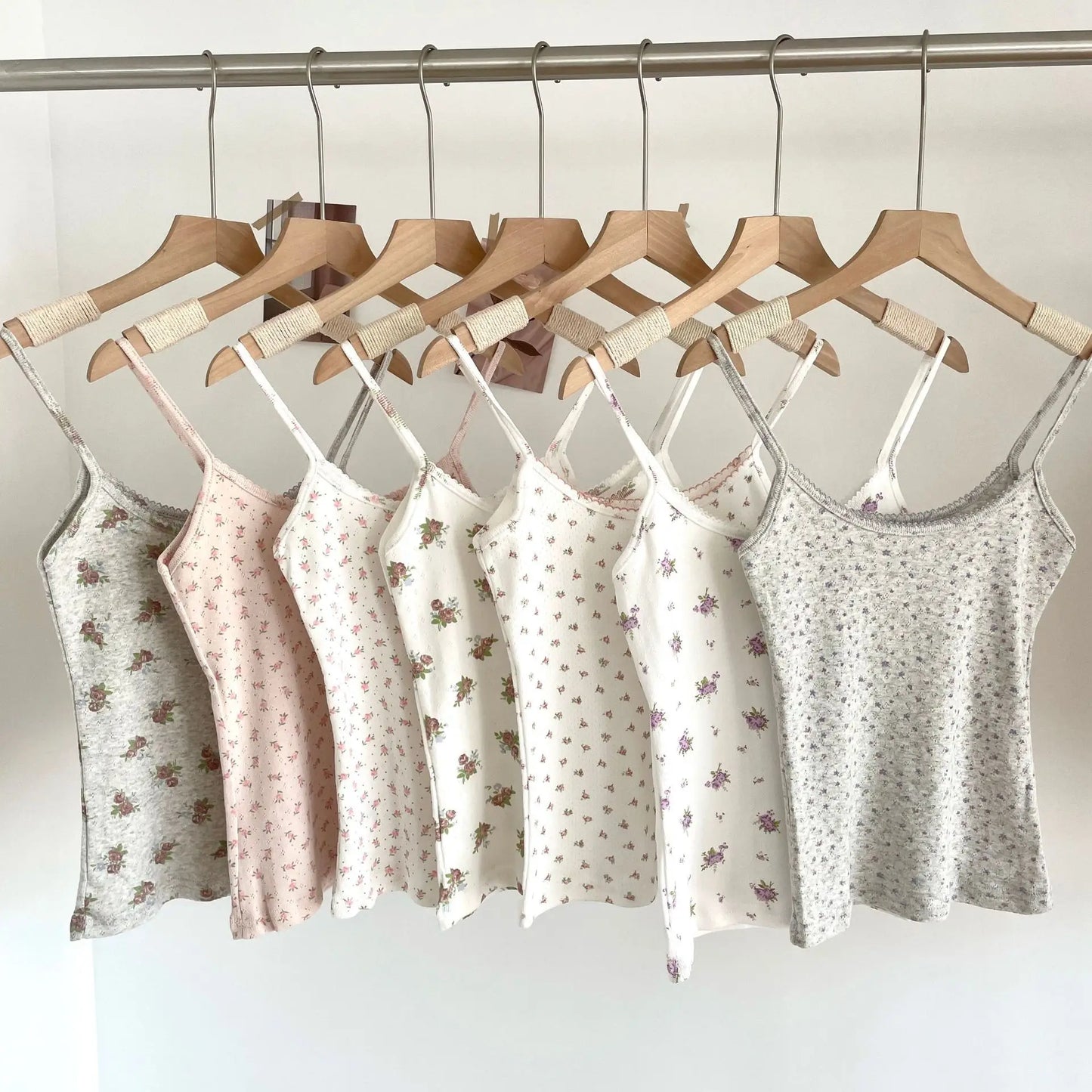 Floral Print Slim Cotton Camisole Women Summer Simple Streetwear Sleeveless Vests Female Cute Sweet Preppy Style Tank Tops Y2K