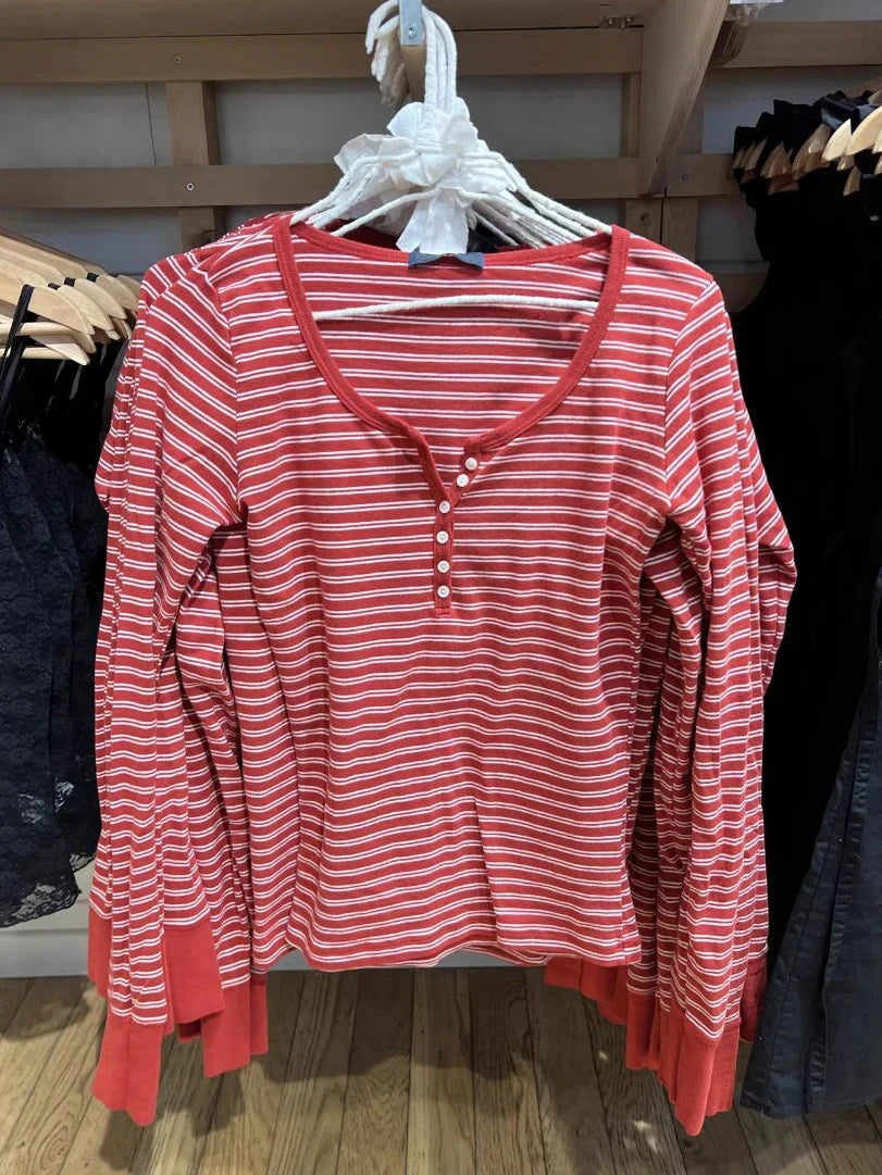 Gray Striped Buttons Long Sleeve Tee Women New Casual O-Neck Cotton Slim Patchwork T-shirt Vintage Simple Sweet Tshirt Y2K Top