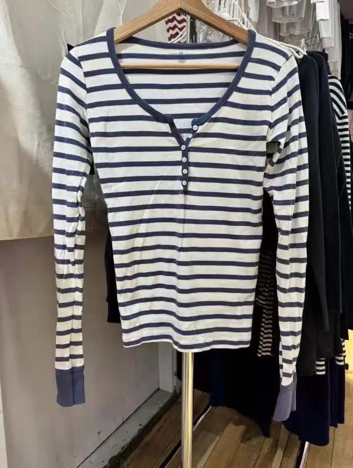 Gray Striped Buttons Long Sleeve Tee Women New Casual O-Neck Cotton Slim Patchwork T-shirt Vintage Simple Sweet Tshirt Y2K Top