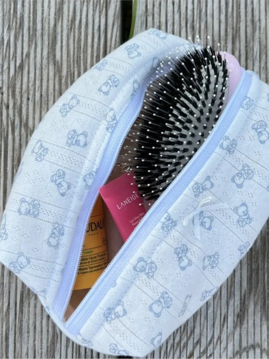 Sweet Little Bear Makeup Bag Women New Simple Zipper Student Pencil Bag Femme Casual Chic Cute High Quality Mini Bags Y2K