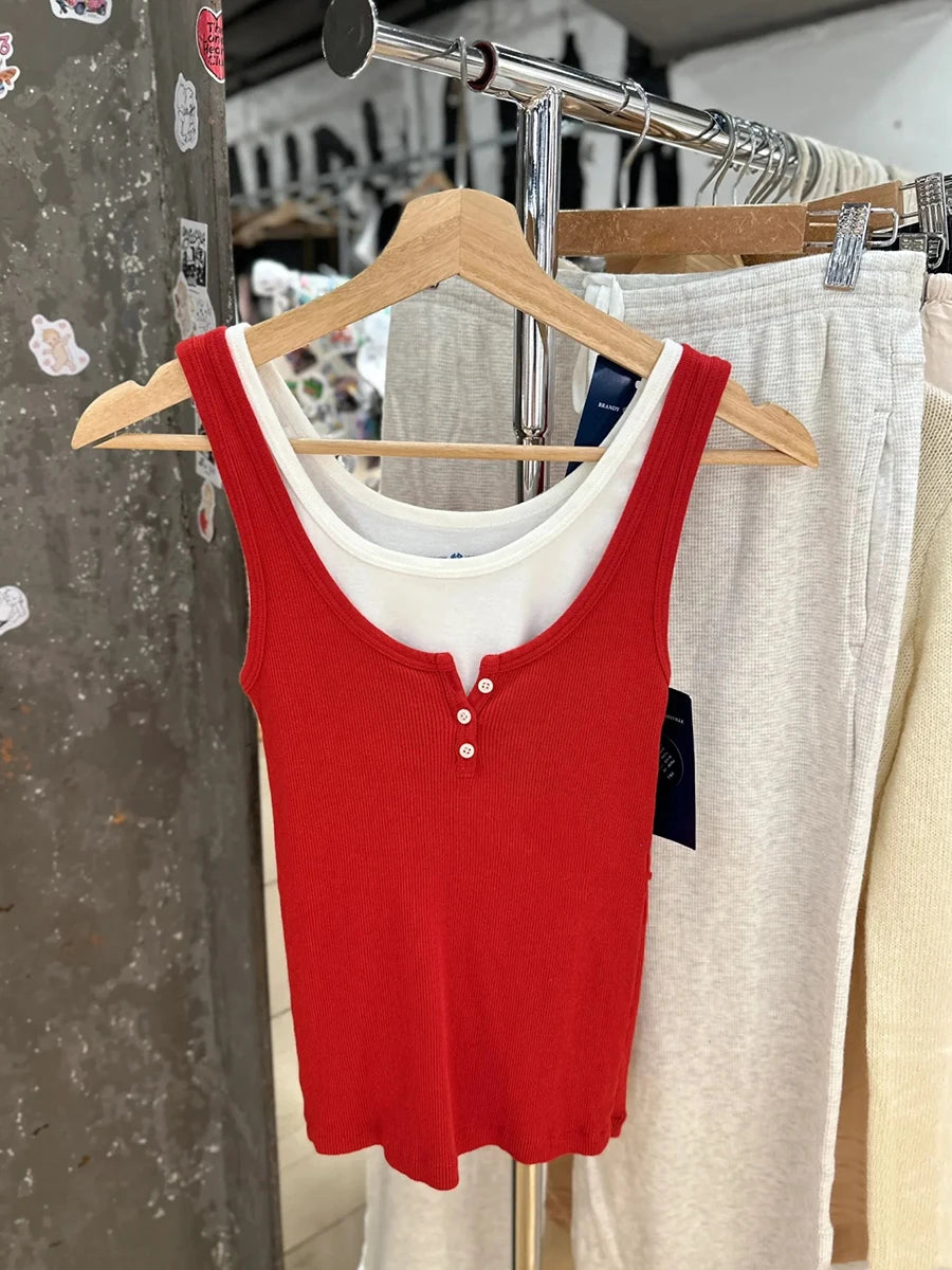 Red Vintage Buttons Slim Vests Women Summer Cotton Simple Basic Casual Sleeveless Tank Tops Sweet Streetwear Chic Cute Camis Y2K