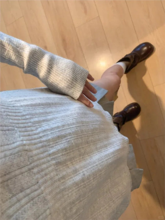 V-neck Knitted Tees Women Fashion Cotton Soft Gray Slim Long Sleeve T-shirt Sweet Cute Preppy Style T Shirt Y2K Sweater