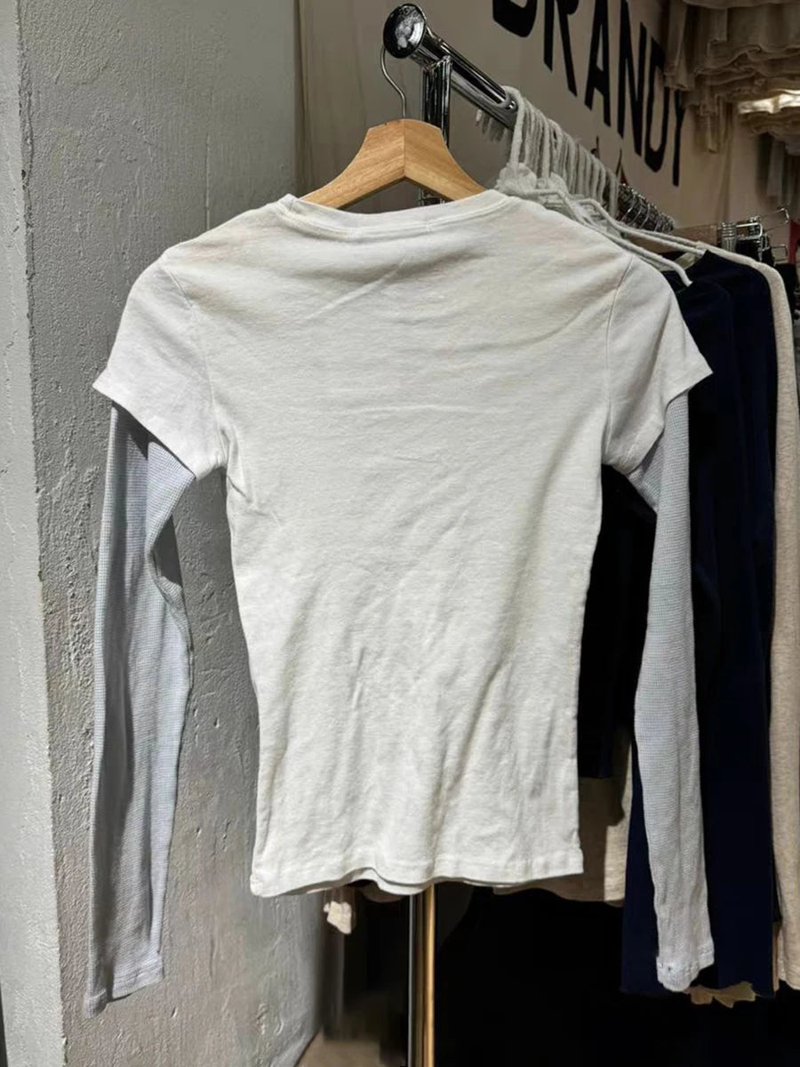 Sweet Patchwork Fake Two Pieces T-shirt Women O-neck Preppy Style Cotton Slim Long Sleeve Tee Shirts Vintage Cute T-shirts Tops
