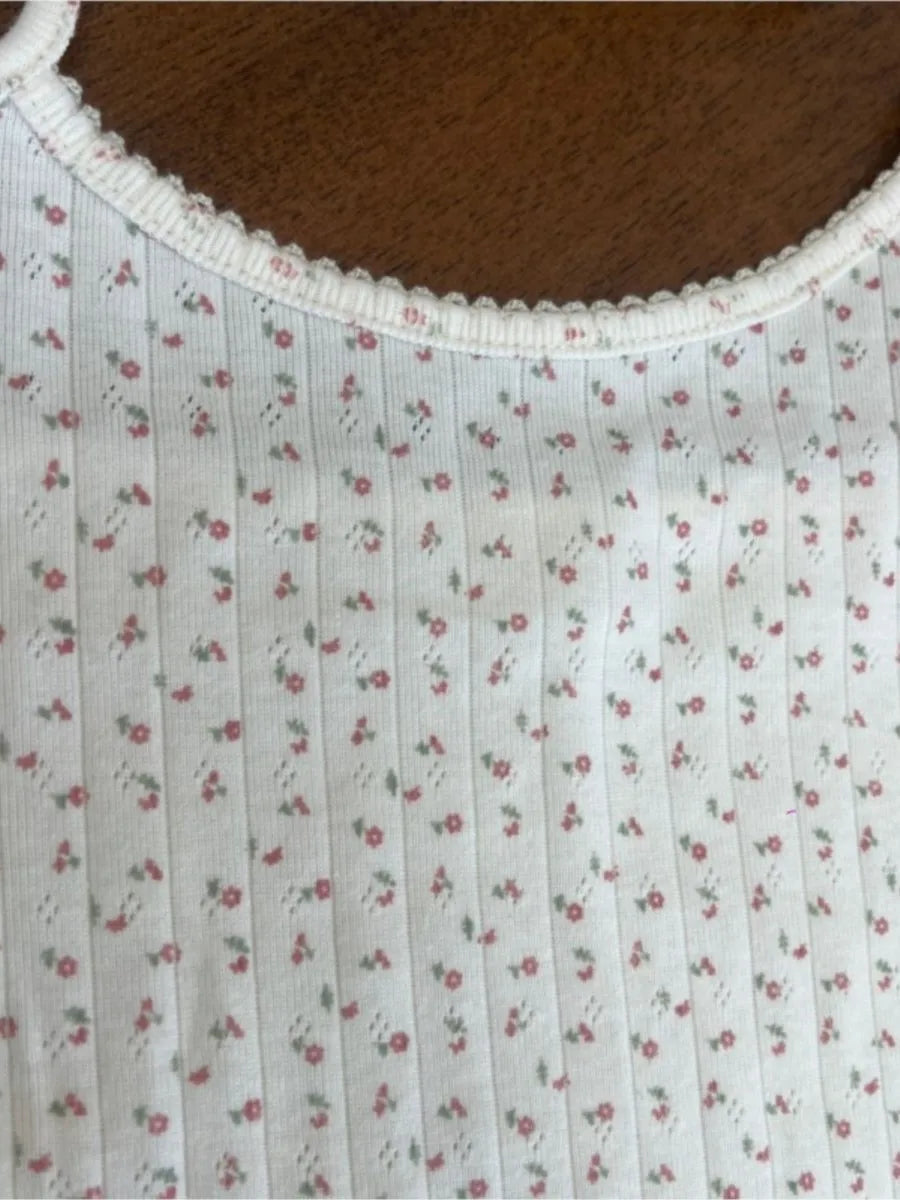 Floral Eyelet V-neck Halter Tank Tops Women Summer New Casual Sexy V-neck Slim Camisole Female Sweet Preppy Style Cute Crop Top