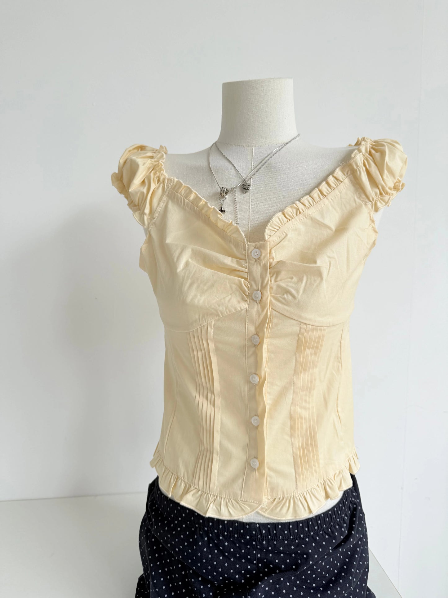 Floral Embroidery Folds Blouse Top Women Summer Single Breasted Ruffle Sleeveless Tank Tops Vest Sweet Cute American Camis New