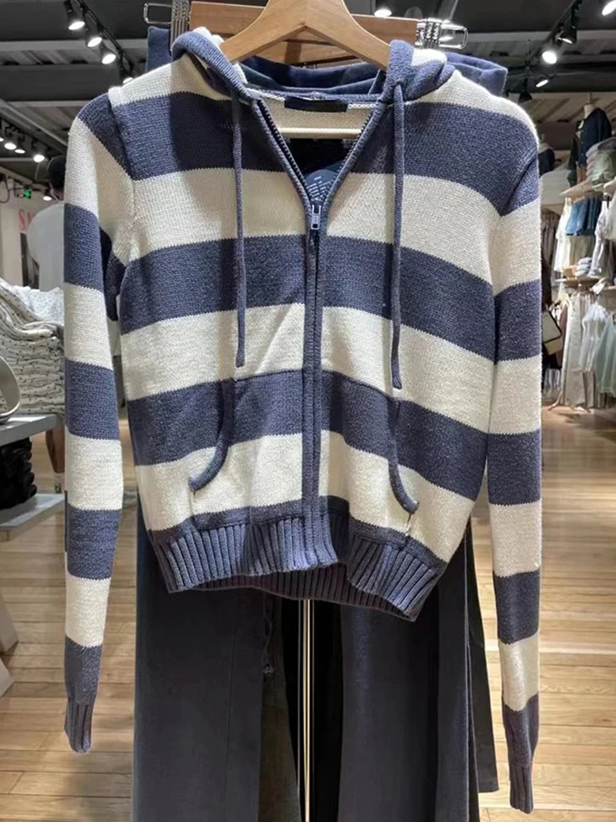 Striped Pockets Knitted Hooded Sweater Women Autumn Fashion Cotton Retro Crop Pullover Tops Vintage Chic Sweet Cardigan Jumper