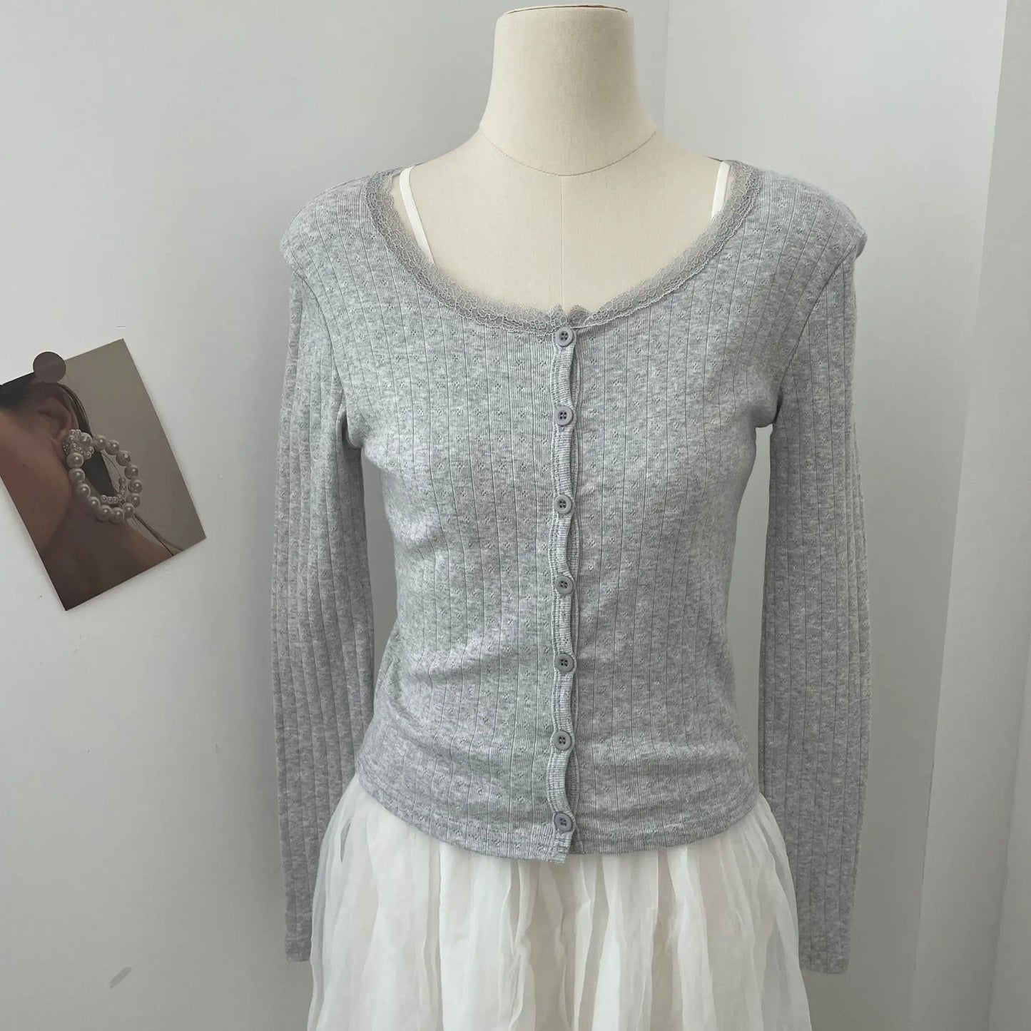 Eyelet Lace Trim Buttons Long Sleeve Tees Women New Cotton Soft Casual Solid Simple Top shirts Sweet Preppy Style Cute T-shirts
