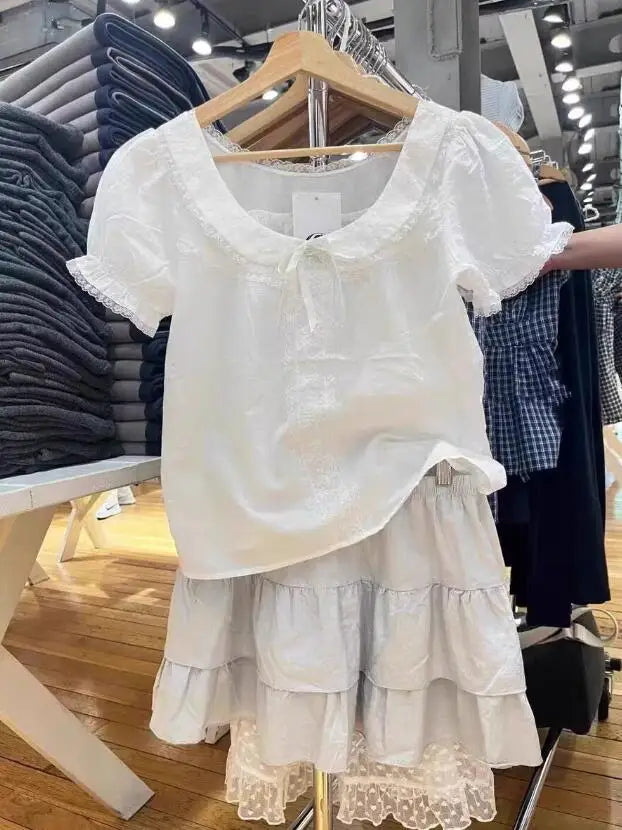 White Lace Buttons Turn-down Collar Blouse Women Cotton Casual Preppy Style Short Sleeve Tees Sweet Cute Preppy Style T-shirts