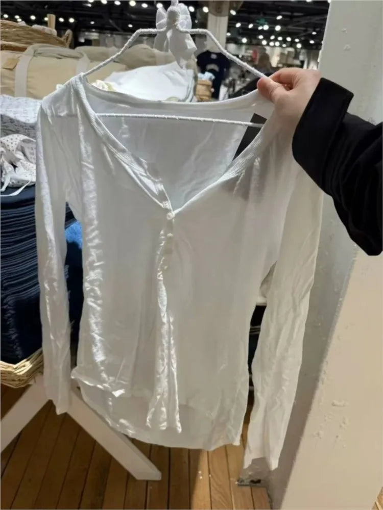 White Lightweight Long Sleeve Tees Women New Casual Loose Cotton O-neck Buttons Tee Tshirt Sweet Chic Streetwear T-shirts y2k
