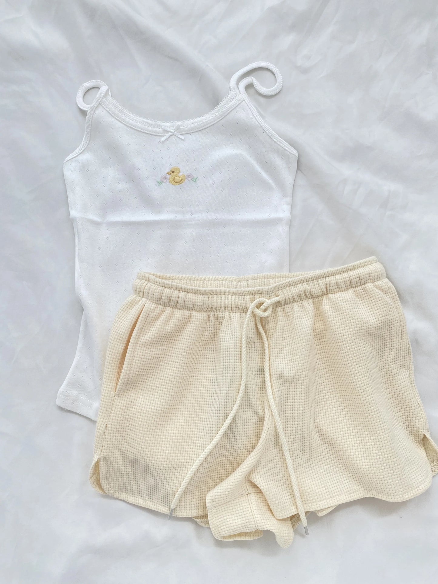 Yellow Duck Shorts 2 Pieces Set Women Bow Slim Eyelet Tank Top+Waffle Drawstring Straight Short Pant Outfit Sweet Cute Suit Sets