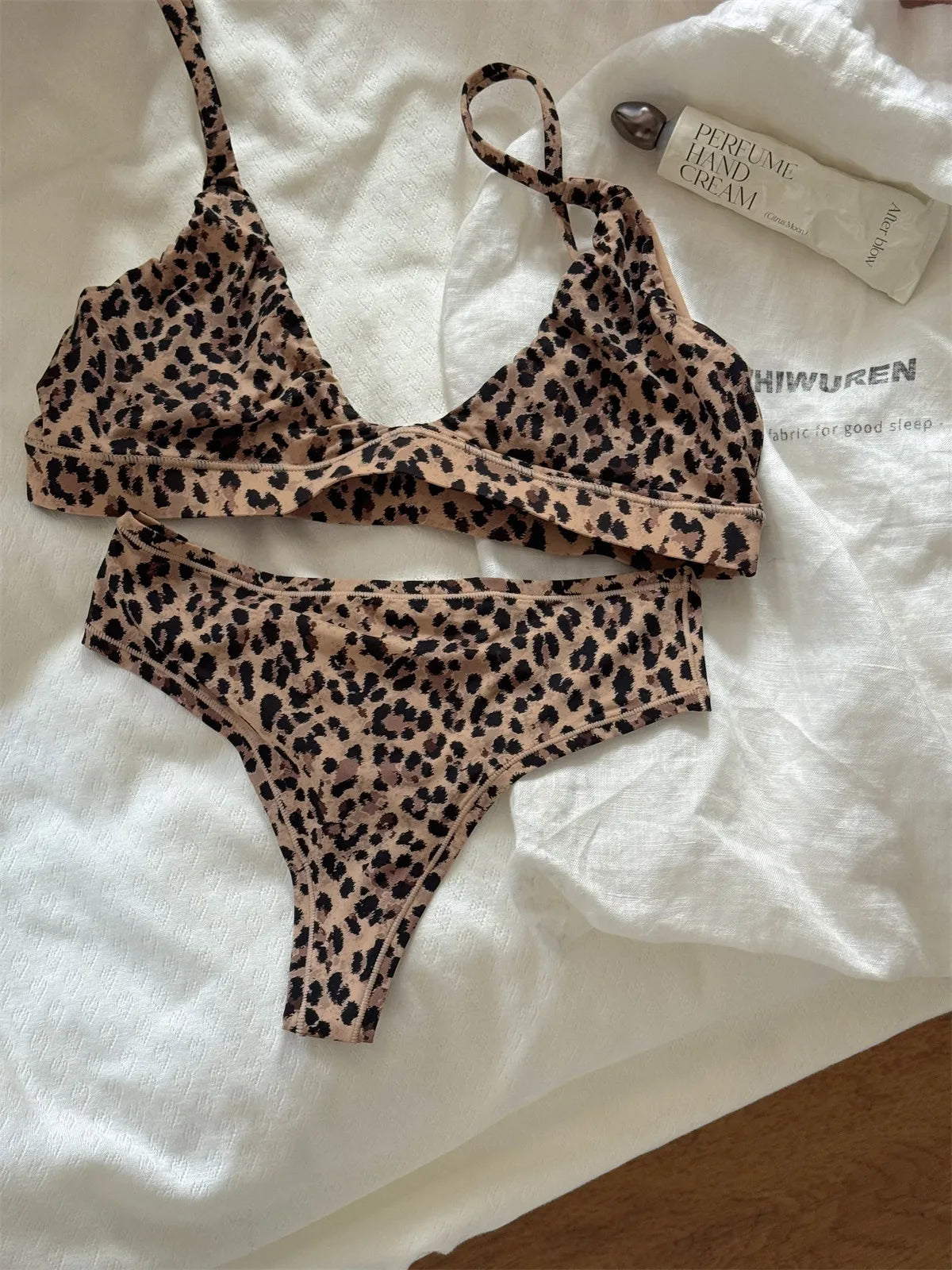Pink Lace Bra Set Woman Adjusted-strap Seamless Bras+Low Waist Panties Female Casual Simple Solid High Elasticity Lingerie Sets