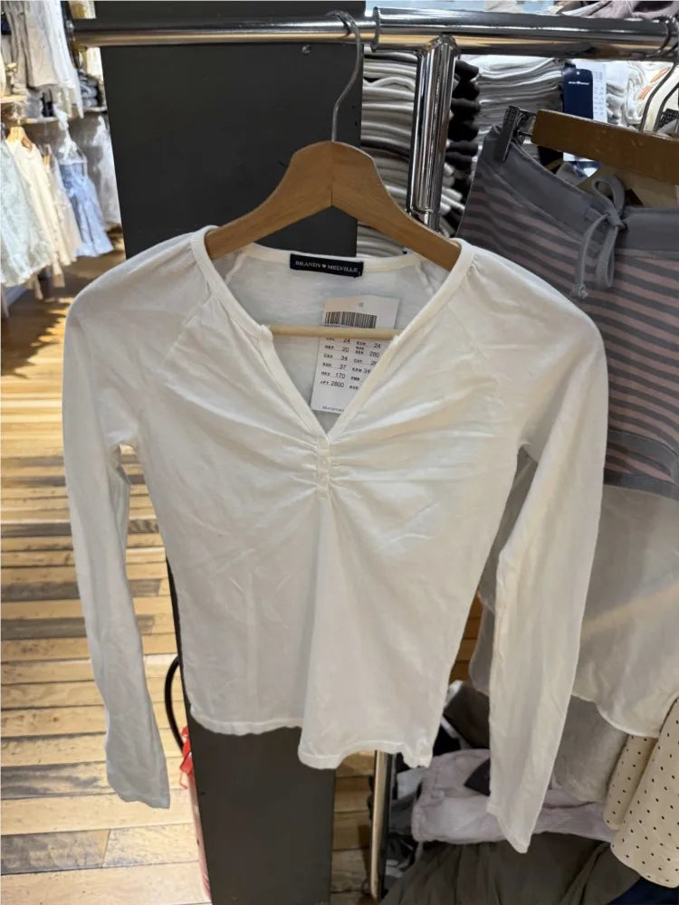 White V-neck Folds T-shirts Women Simple All-match Cotton Buttons Long Sleeve Tees Sweet Chic Preppy Style Tshirt Y2K Tops