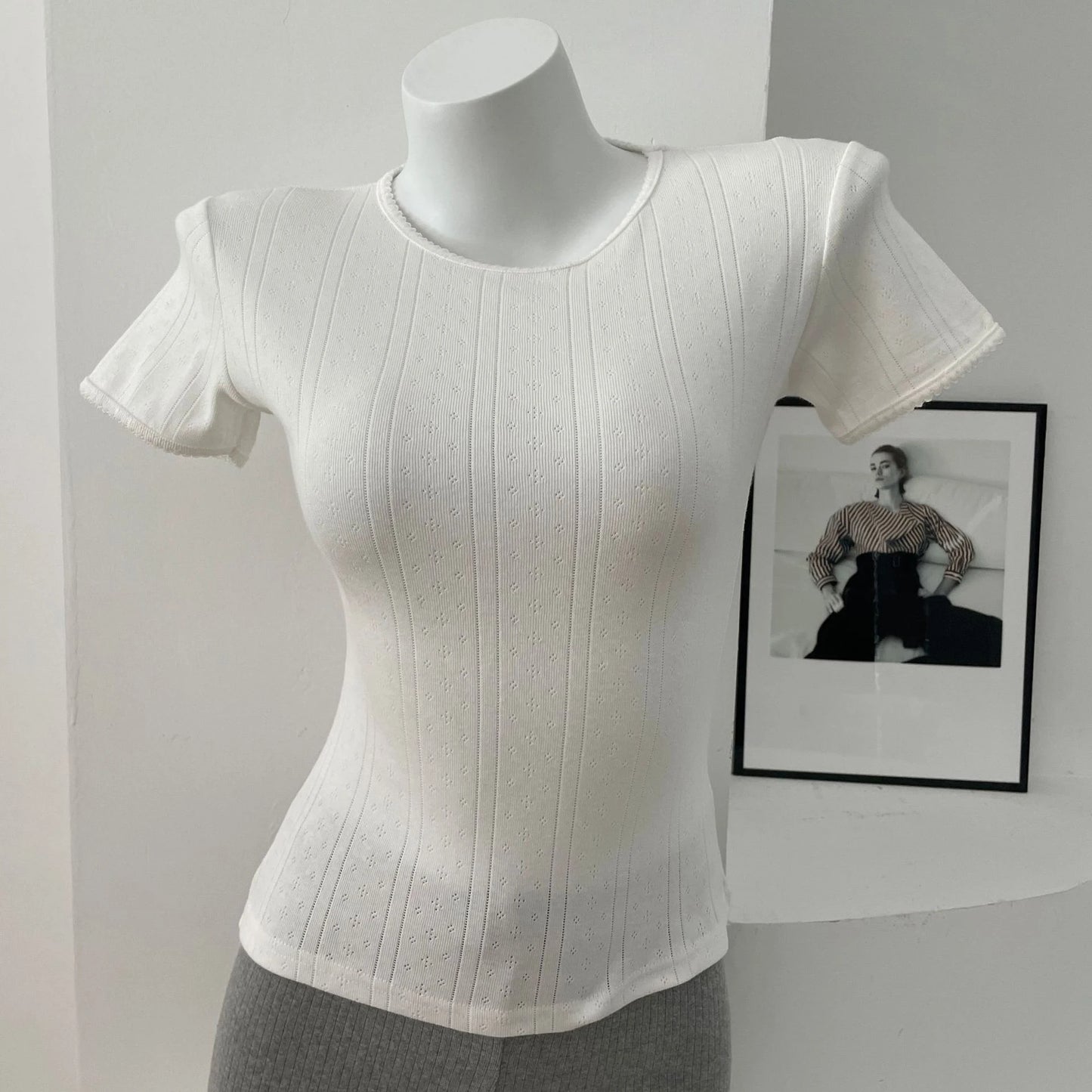 Eyelet Floral Print T-shirt Woman Summer Cotton Basic Round Neck Short Sleeve Tee Shirts Cute Sweet All-match Tshirt Y2K Tops
