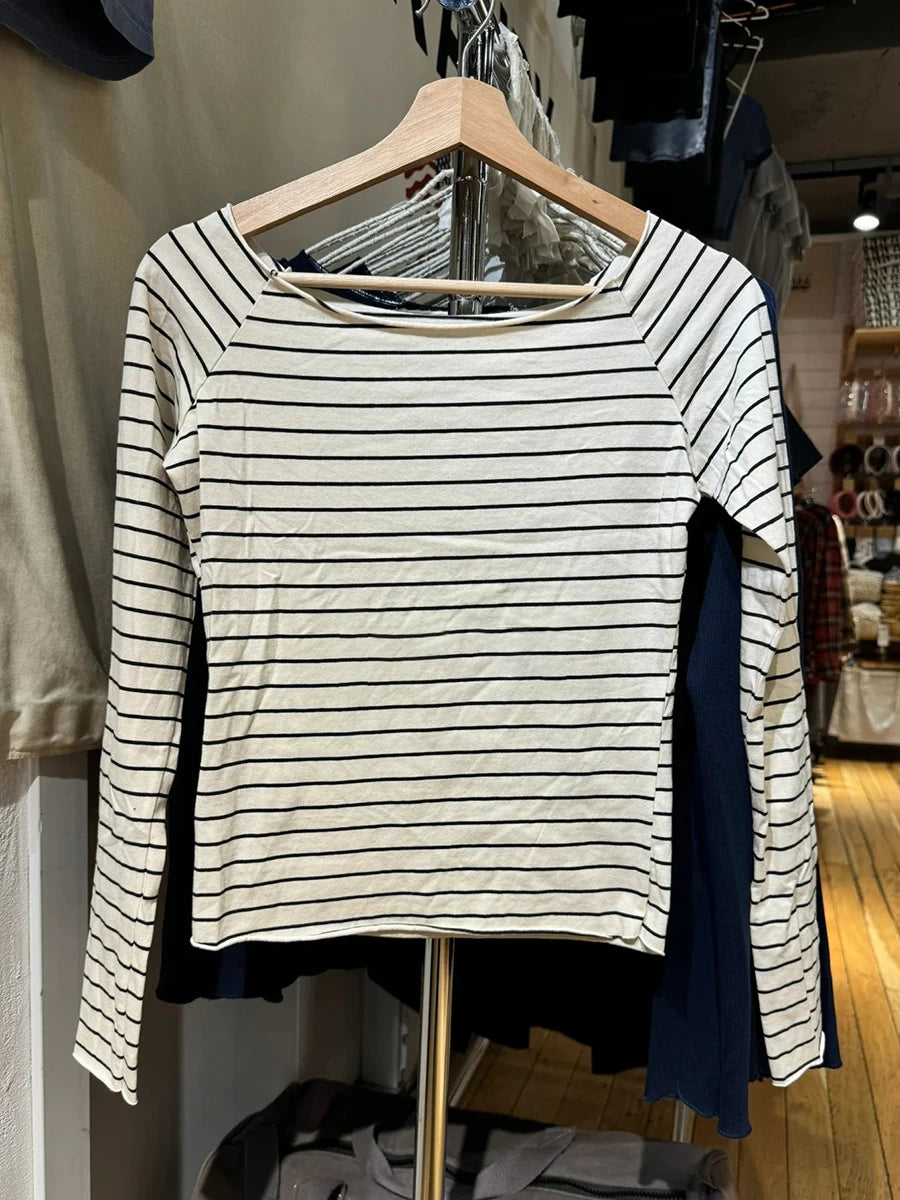 Vintage Black Striped Long Sleeve T-shirt Women Autumn All-match Raw Hem Slash Neck Slim Tees Casual Streetwear Tshirts Y2K Tops