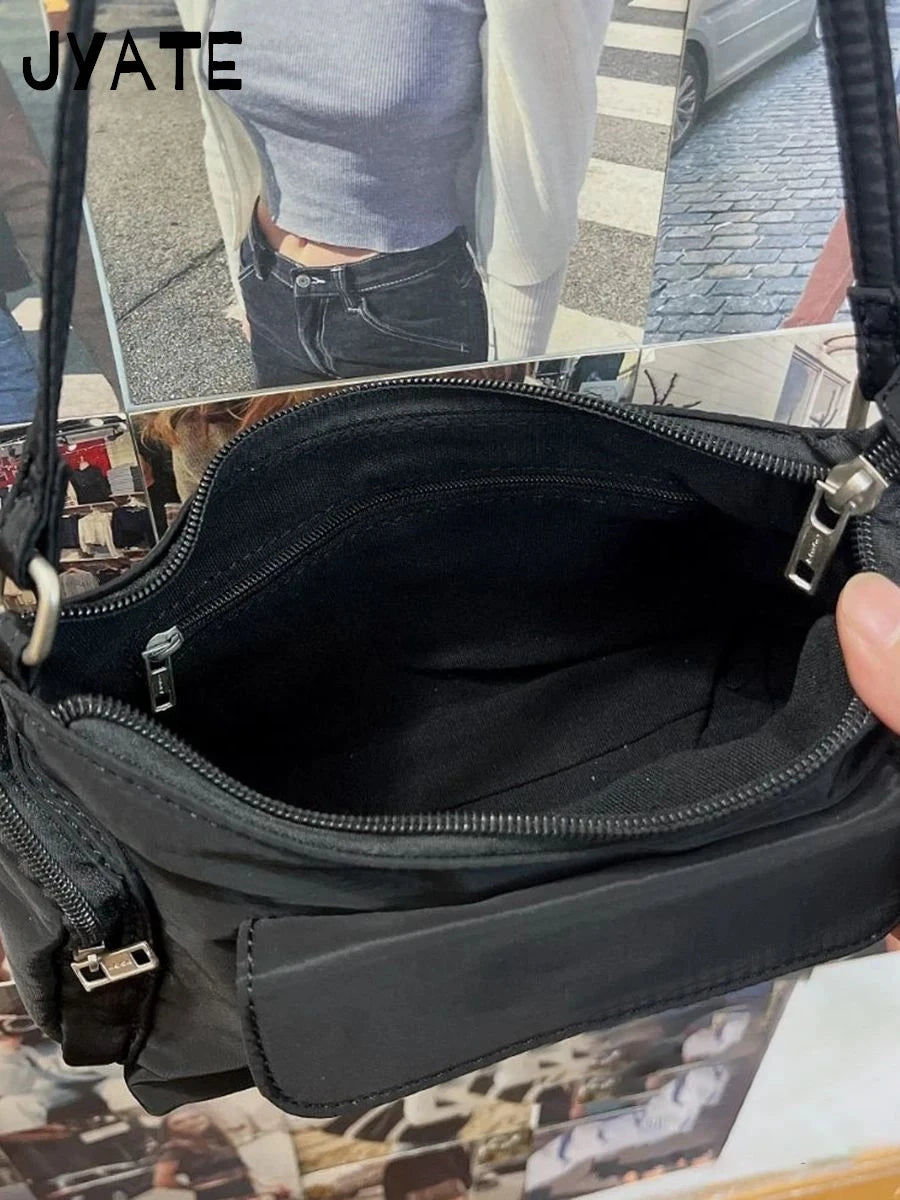 Nylon Pockets Zipper Shoulder Bag Women Four Season New Black High Quality Preppy Style Ladies Bags Vintage High Street Handbag