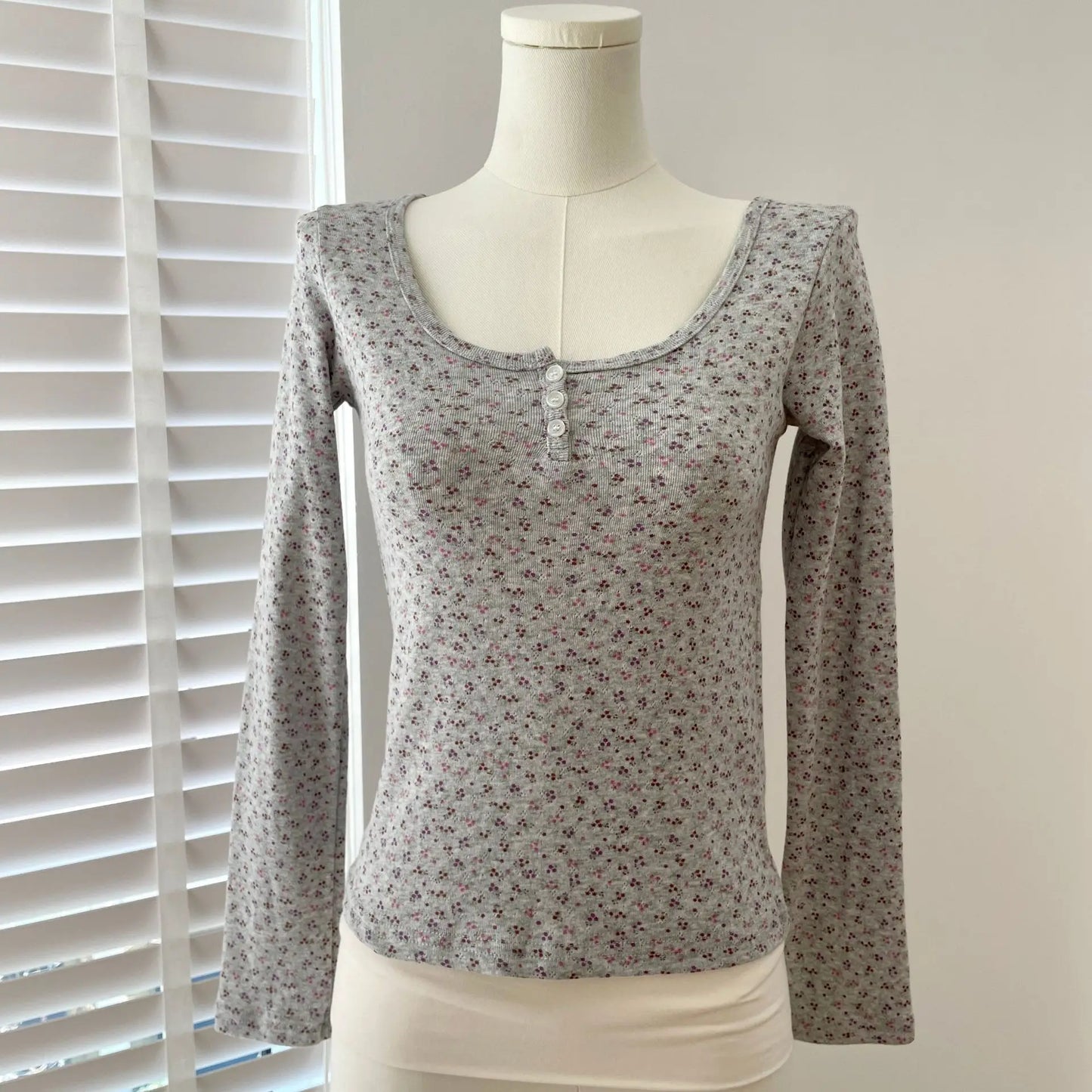 Floral Zelly T-shirts Women Spring Casual Simple Cotton Soft Button Long Sleeve Tees Sweet Cute Preppy Style Tshirt