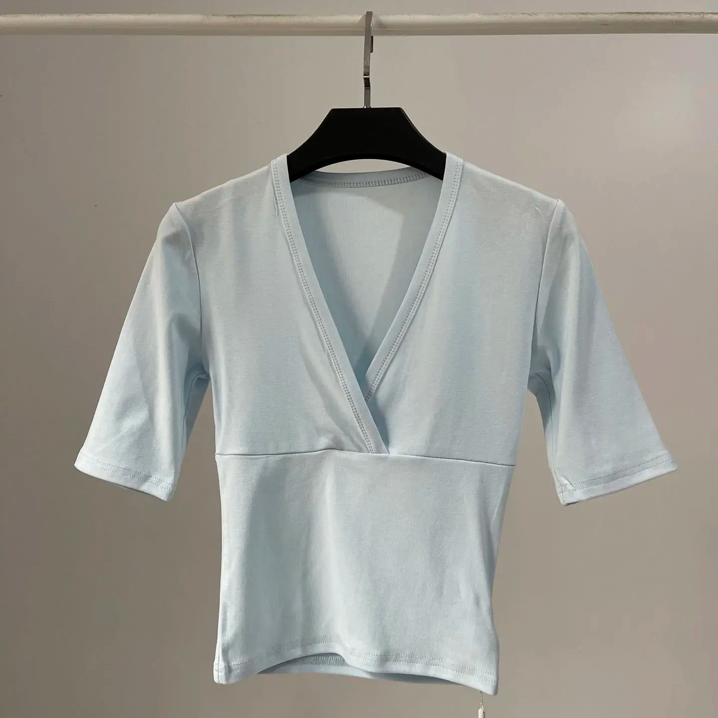 Pink V-neck Slim Crop Tops Women Summer Streetwear Simple Basic Cotton Half Sleeve Tees Sweet Cute Preppy Style T-shirts Y2K