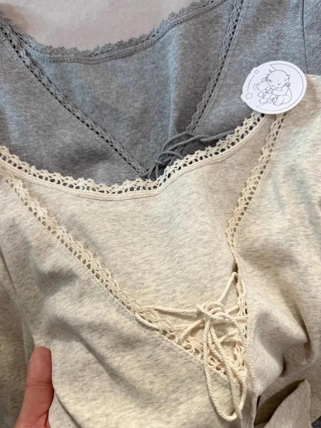 Lace Trim V-neck T-shirts Women Autumn New Sexy Streetwear Slim Lace-up Long Sleeve Tees Sweet Chic Preppy Style Tshirt Y2K