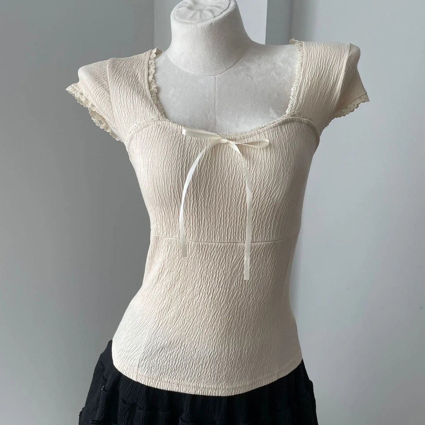 Lace Trim Square Neck T-shirts Women Summer New Casual Slim Bow Folds Texture Short Sleeve Tees Sweet Cute Preppy Style Tops Y2K