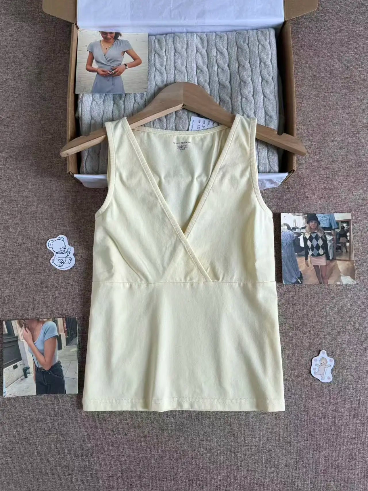 Solid Slim V-neck Tank Top Women Casual Simple Basic Cotton Sleeveless Vest Clean Girl Preppy Style Sweet Cute Camisole Y2K