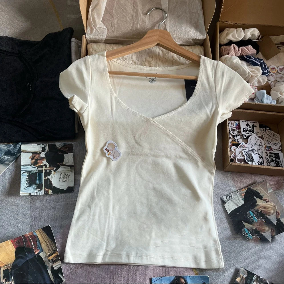 Simple Basic White V-neck T-shirts Women Summer Cotton Soft Casual Preppy Style Short Sleeve Tees Sweet Chic Y2K T Shirt Clothes