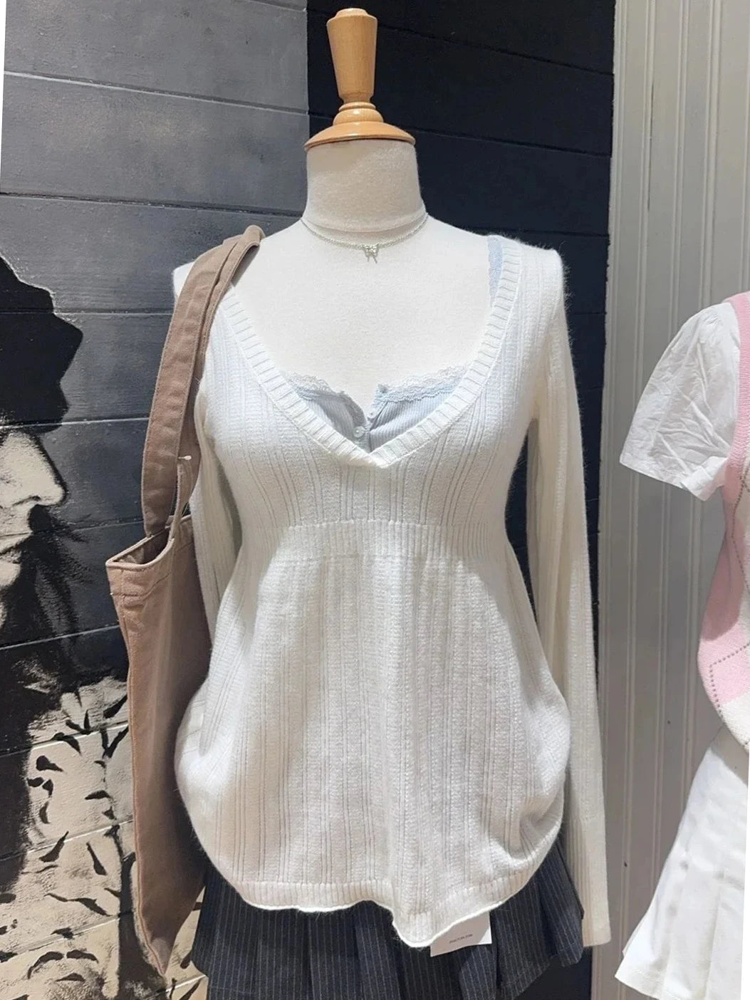 Gray Simple Knit Slim Long Sleeve T-shirt Women Autumn New O-neck Button Cotton Tees Sweet Cute Preppy Style T Shirt Y2K Top