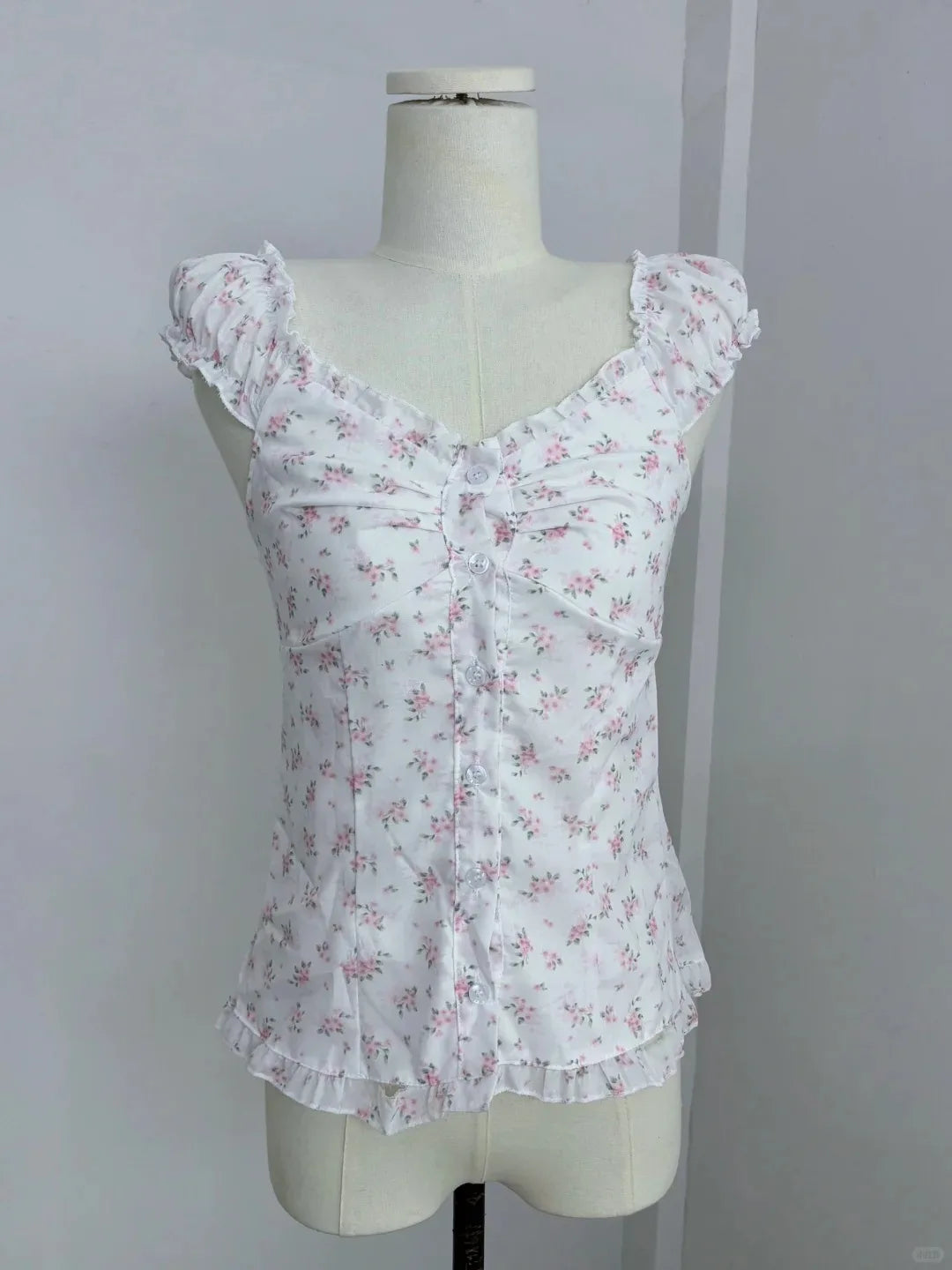 Floral Embroidery Folds Blouse Top Women Summer Single Breasted Ruffle Sleeveless Tank Tops Vest Sweet Cute American Camis New
