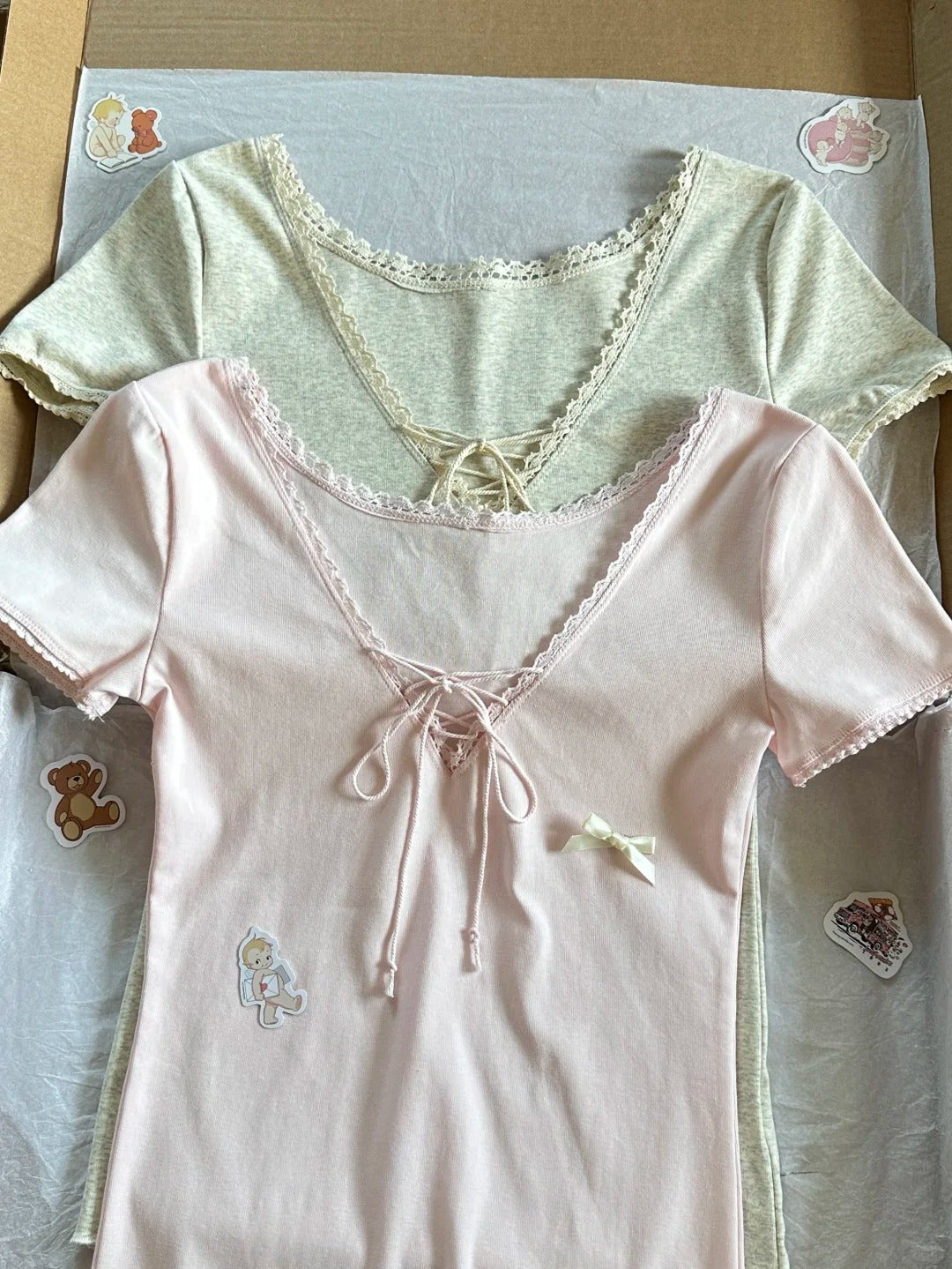 Pink Lace Trim V-neck T-shirts Women Summer